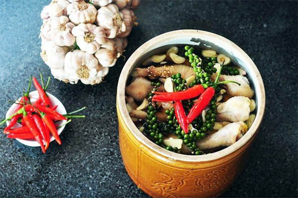 hat-tieu-xanh-ngam-mam