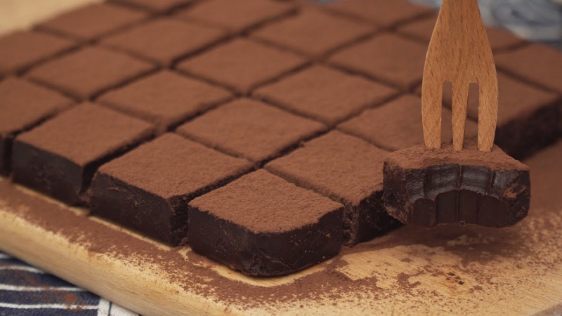 Nama chocolate là gì?