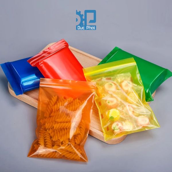 Màu sắc và thiết kế của túi