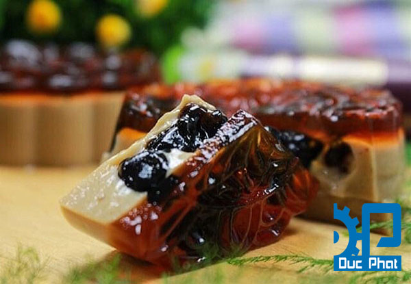 Bánh trung thu nhân trà sữa
