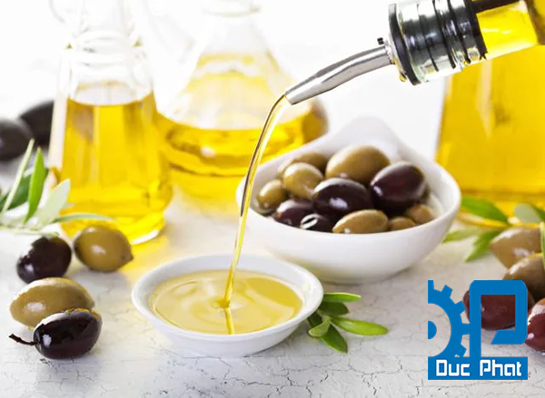 Dầu ăn thực vật chứa axit béo không bão hòa