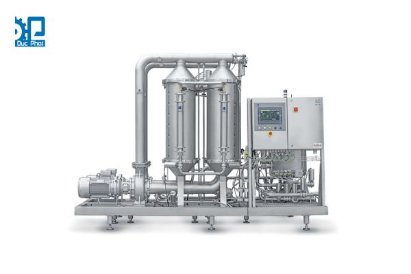 Ép bã và lọc rượu vang