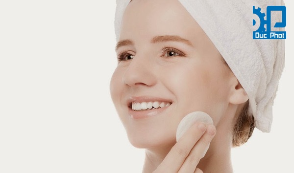 Máy dán nhãn chai tròn tự động