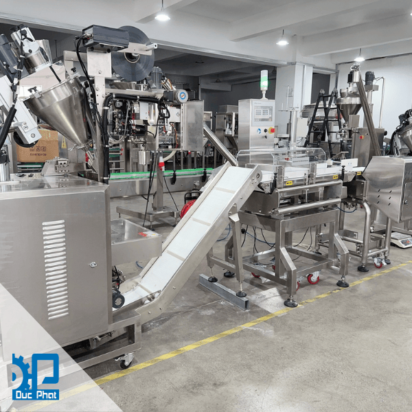 Không gian nhà xưởng đóng bột mịn Không gian nhà xưởng đóng bột mịn