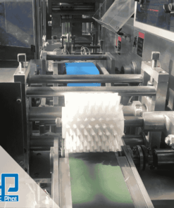 Máy đóng gói khăn ướt lau bàn thờ