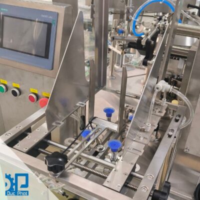 Cơ cấu cấp túi bằng cụm hút chân không