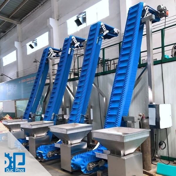 Băng tải nghiêng Băng tải nghiêng