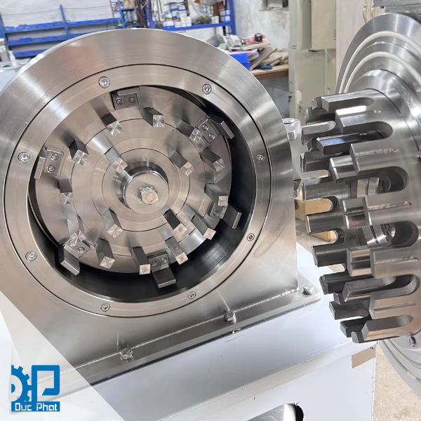 Các bộ phận tiếp xúc trực tiếp nguyên liệu làm từ Inox 304 hoặc 316 Các bộ phận tiếp xúc trực tiếp nguyên liệu làm từ Inox 304 hoặc 316