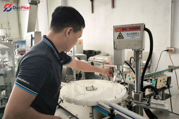 Cam kết dịch vụ chất lượng từ Đức Phát Cam kết dịch vụ chất lượng từ Đức Phát