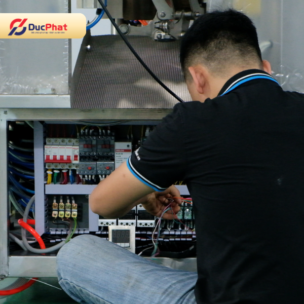 Đức Phát cung cấp giải pháp máy đóng gói hoa quả sấy khô cùng dịch vụ lắp đặt và hỗ trợ kỹ thuật chuyên nghiệp Đức Phát cung cấp giải pháp máy đóng gói hoa quả sấy khô cùng dịch vụ lắp đặt và hỗ trợ kỹ thuật chuyên nghiệp