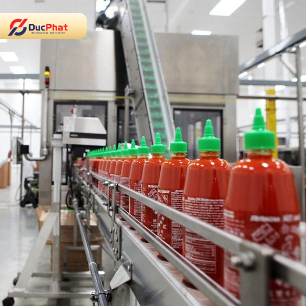 Máy chiết rót nước sốt dạng lọ, hũ Máy chiết rót nước sốt dạng lọ, hũ