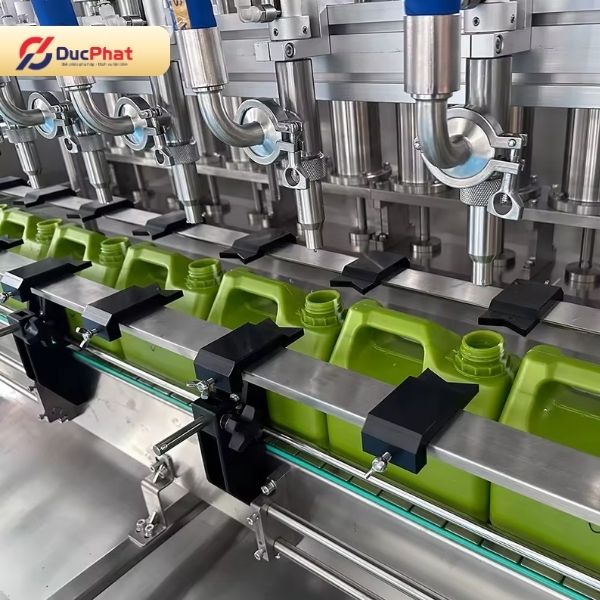 Máy chiết rót tự động giúp rút ngắn thời gian chiết, duy trì năng suất ổn định Máy chiết rót tự động giúp rút ngắn thời gian chiết, duy trì năng suất ổn định