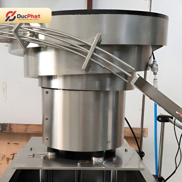 Máy cấp nắp chai Máy cấp nắp chai