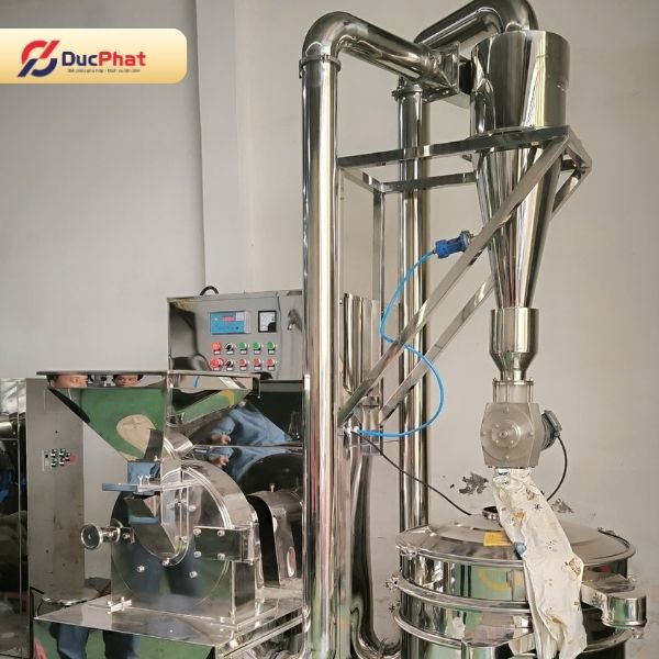Doanh nghiệp cần chọn công suất máy và mức độ tự động hóa phù hợp với sản lượng cần sản xuất và số lượng nhân công hiện có Doanh nghiệp cần chọn công suất máy và mức độ tự động hóa phù hợp với sản lượng cần sản xuất và số lượng nhân công hiện có